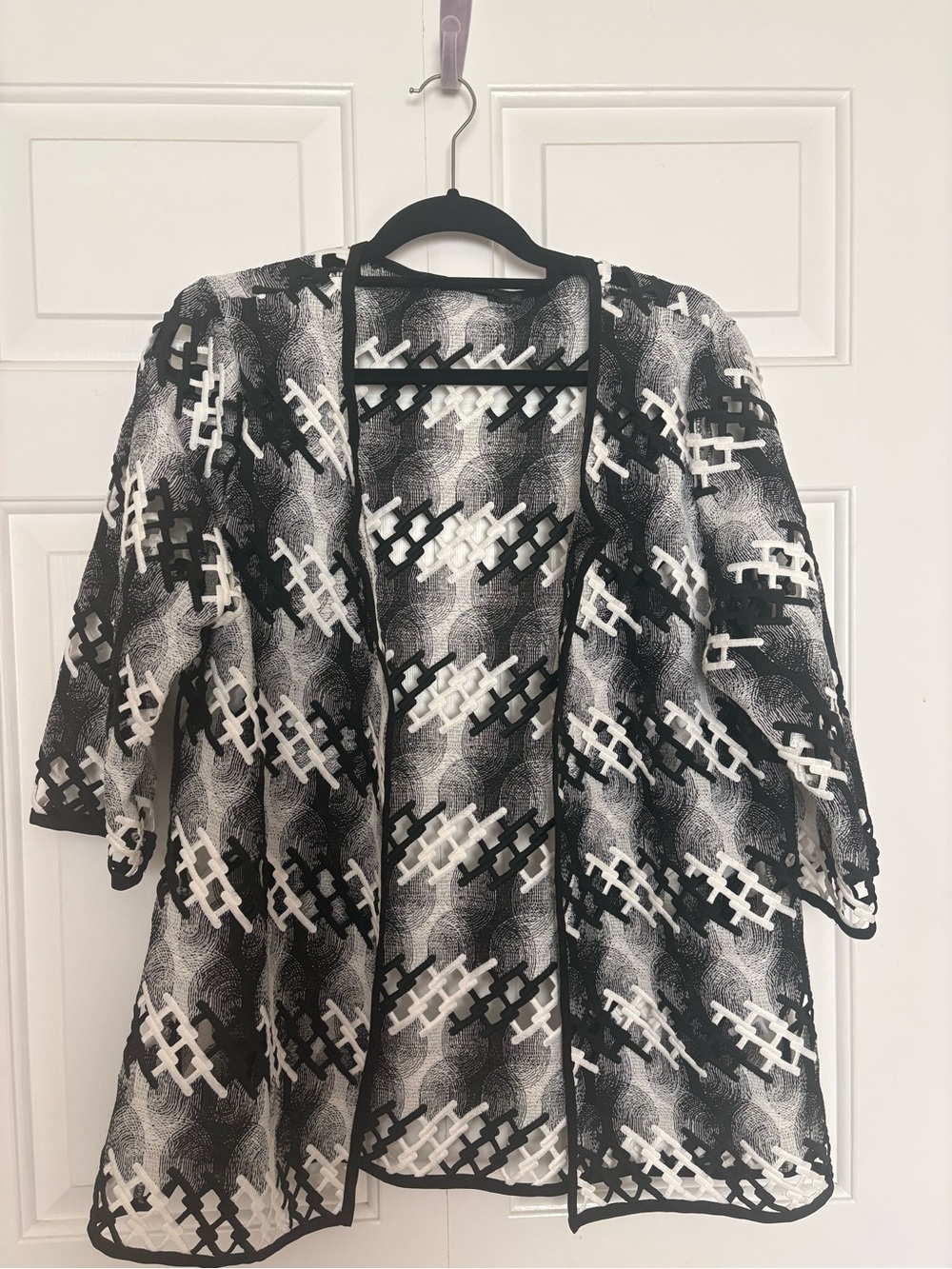 Radzoli Black & White Open-Front Patterned Cardigan